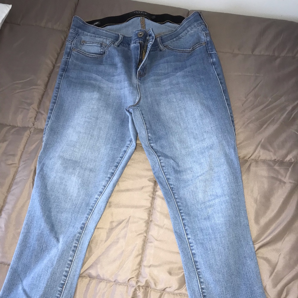 Bombshell skinny torrid jeans size 16! Eeeeuccc